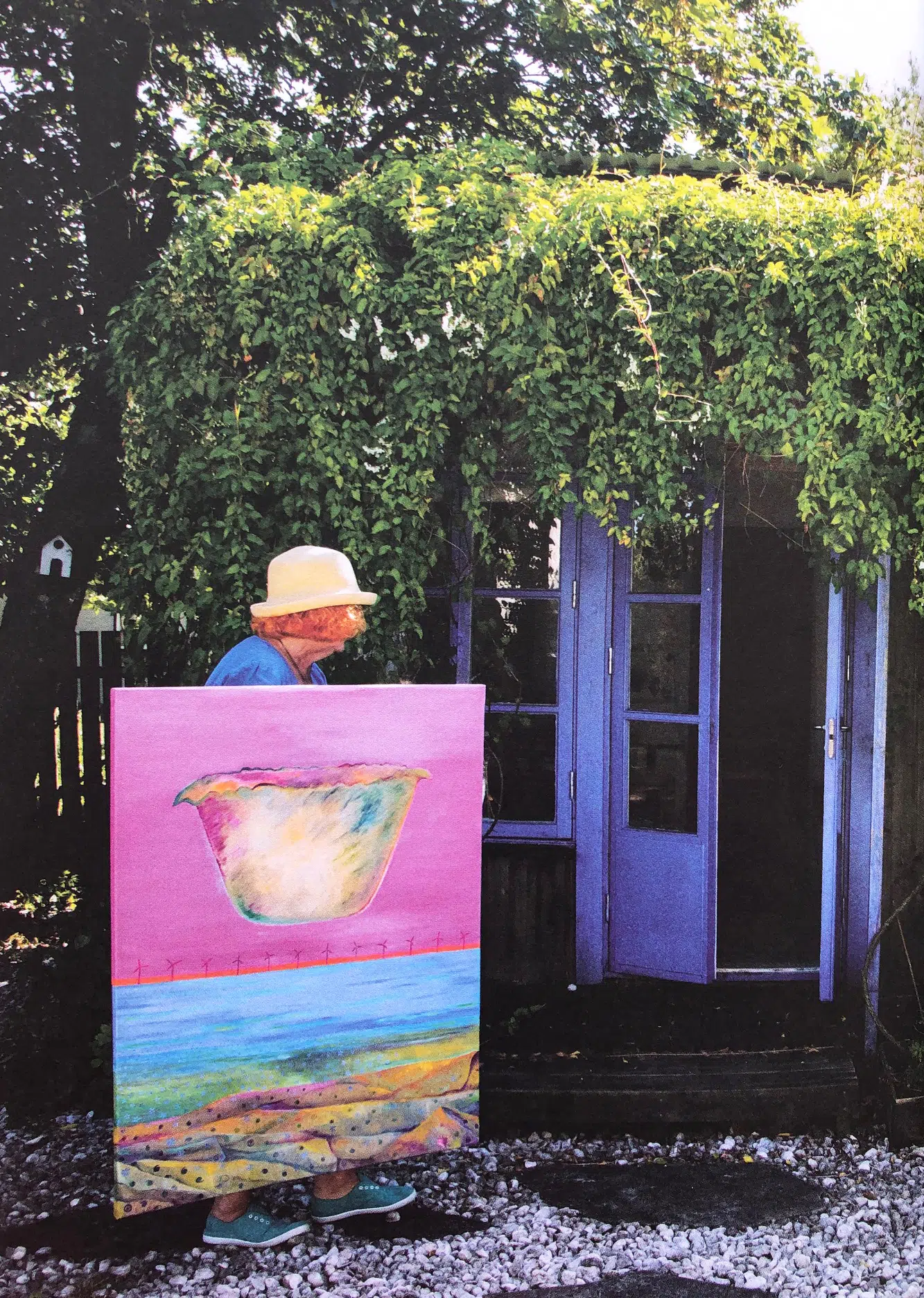 MoGAs mönsterposters! MELLANHAND – Wanja ritar stora och små händer, bland annat till Gunilla Ponténs klänningar, 1970 - Bild 7